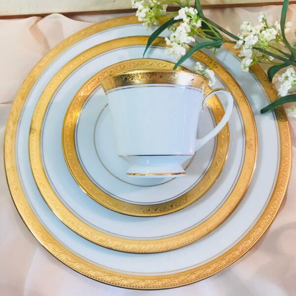 Noritake 96Pcs Dinner &Amp; Tea Set For 12 Persons - Crestwood Gold - Image 4