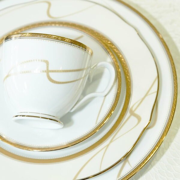 Noritake 96Pcs Dinner &Amp; Tea Set For 12 Persons - Coventry Gold - Image 6