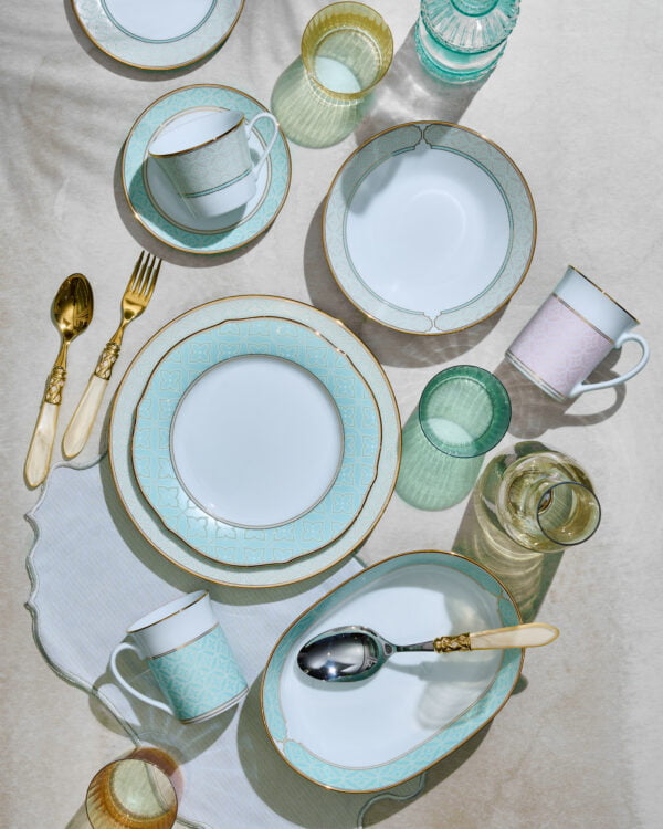 Noritake Oval Vegetable 24.8Cm-Mayfair Mint - Image 3